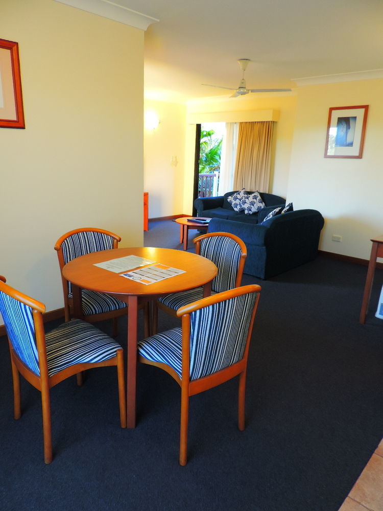 Governors Lodge Resort Hotel Burnt Pine Extérieur photo
