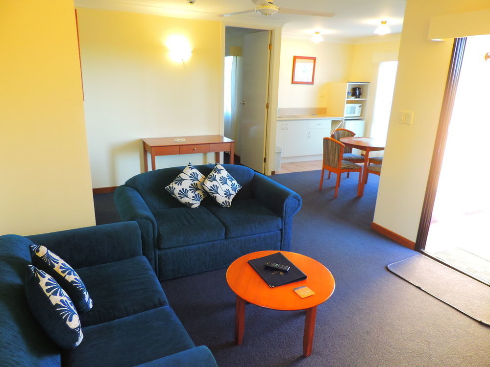 Governors Lodge Resort Hotel Burnt Pine Extérieur photo